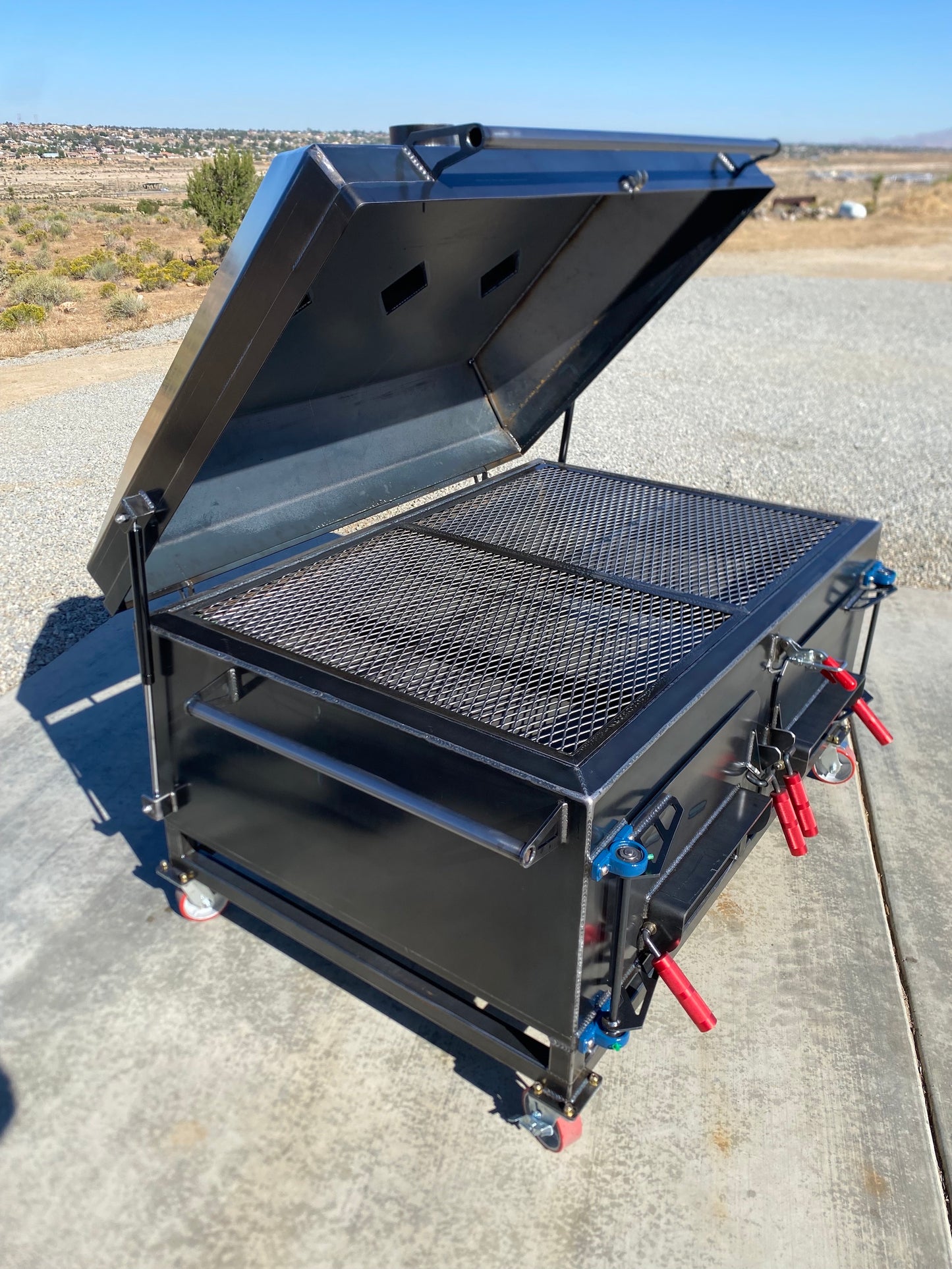 THE CRYPT 60"X 40" Direct Heat Cooker