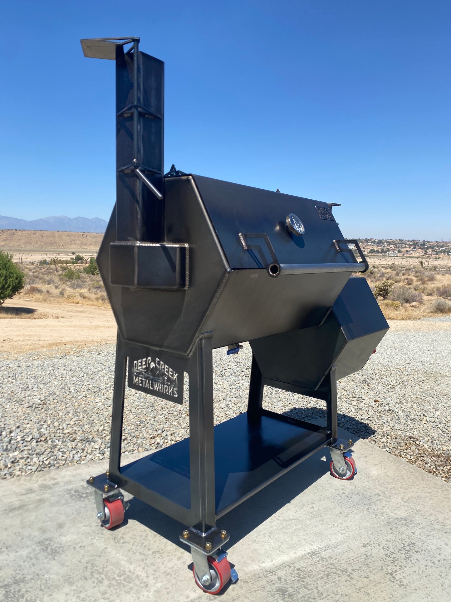 “The Hitchhiker” 50 gallon offset smoker